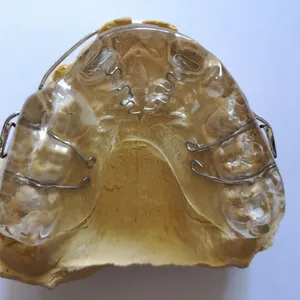 Upper removable appliance – case by Well Dental Lab